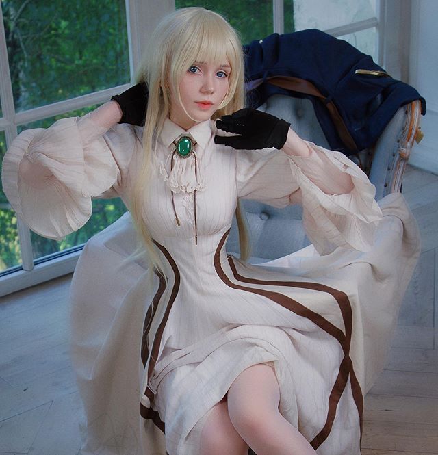 轻松驾驭各种二次元动漫女角色的唯美少女《JyuSan》