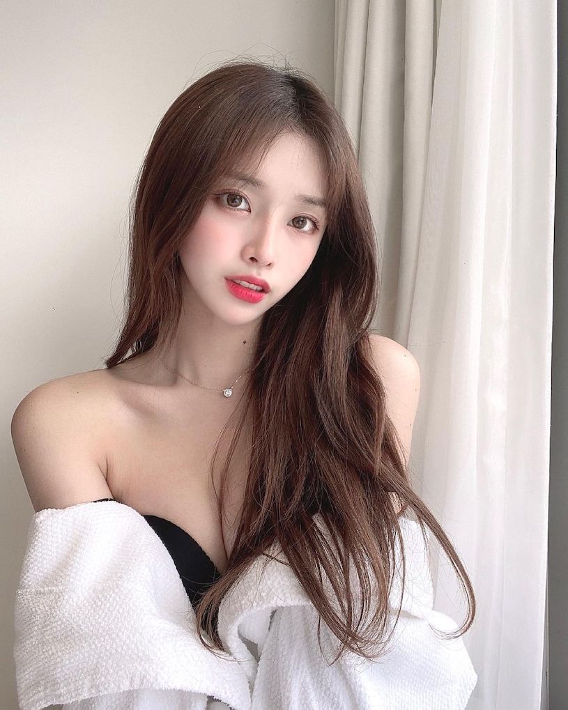 南韩人气网红妹子 지 현 画面真是辣翻了