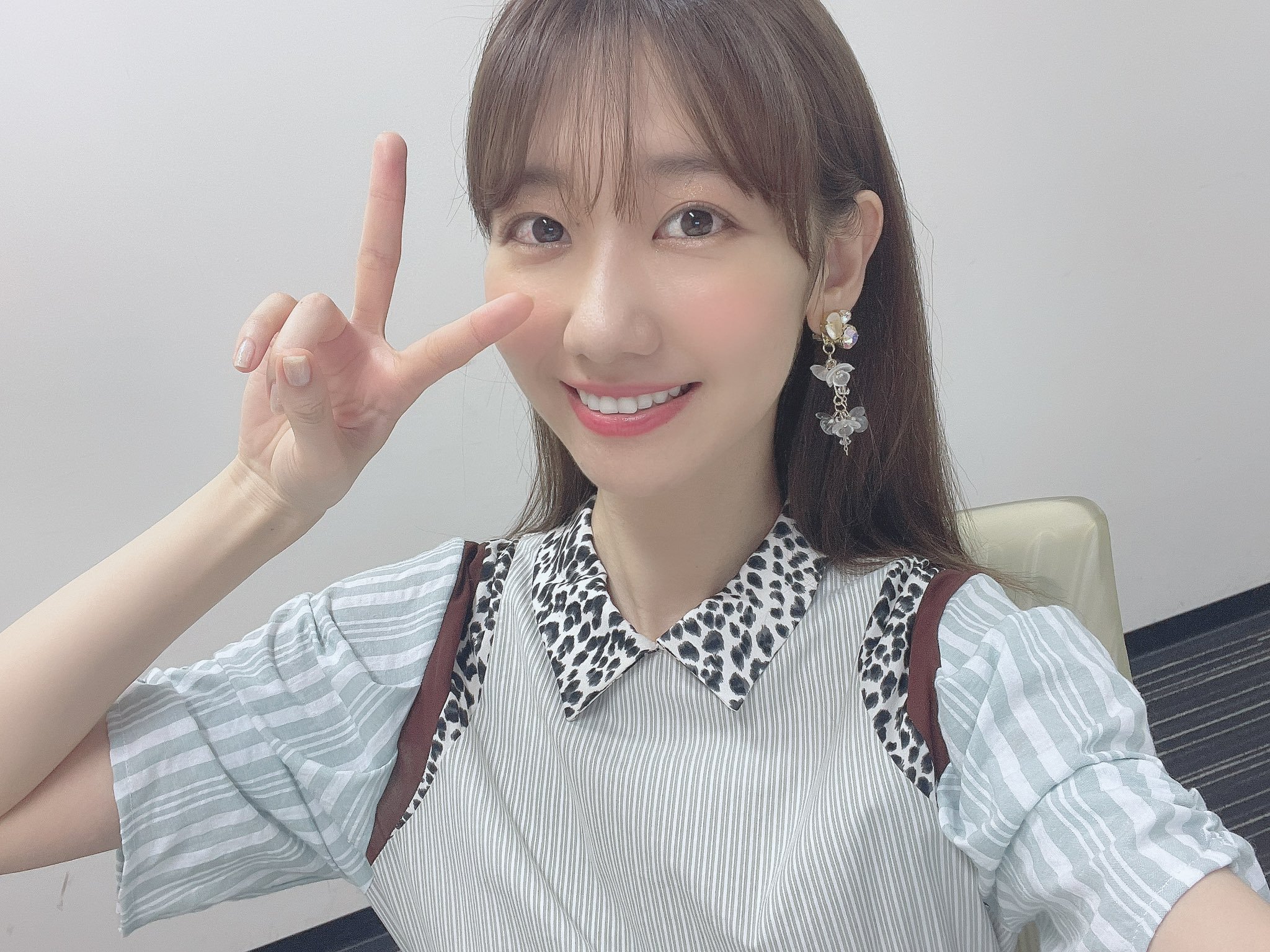 AKB48成员柏木由纪透露自己患上了脊髓空洞症 正在治疗中