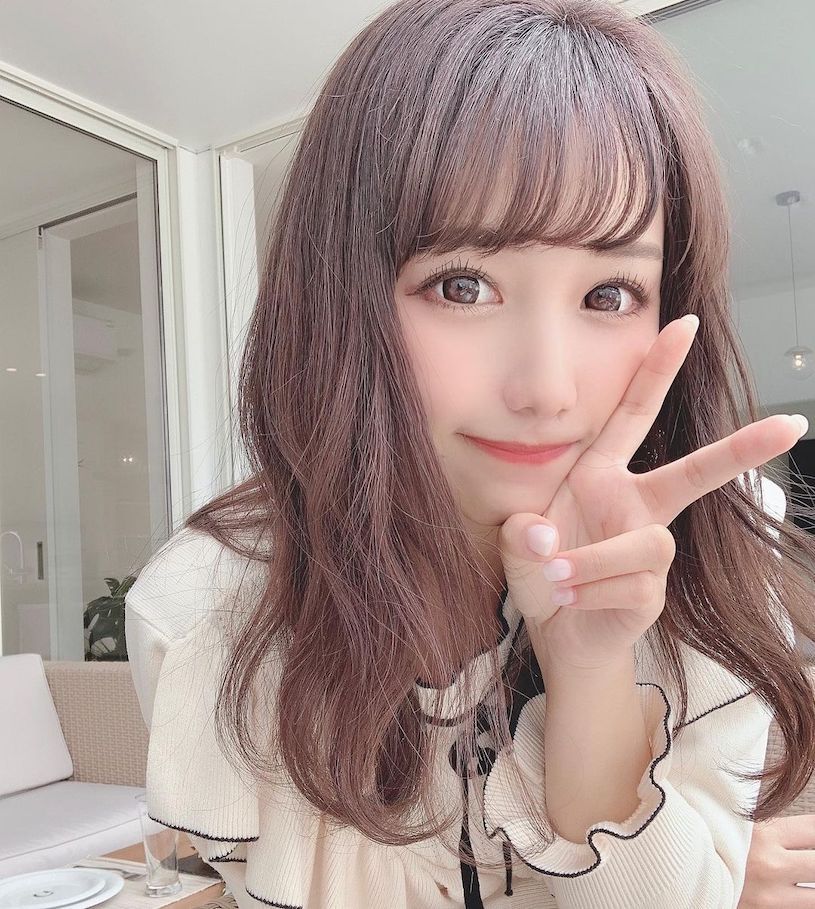 南山大学小姐选美的大奖得主「かとこ」一位可爱的小只马女孩
