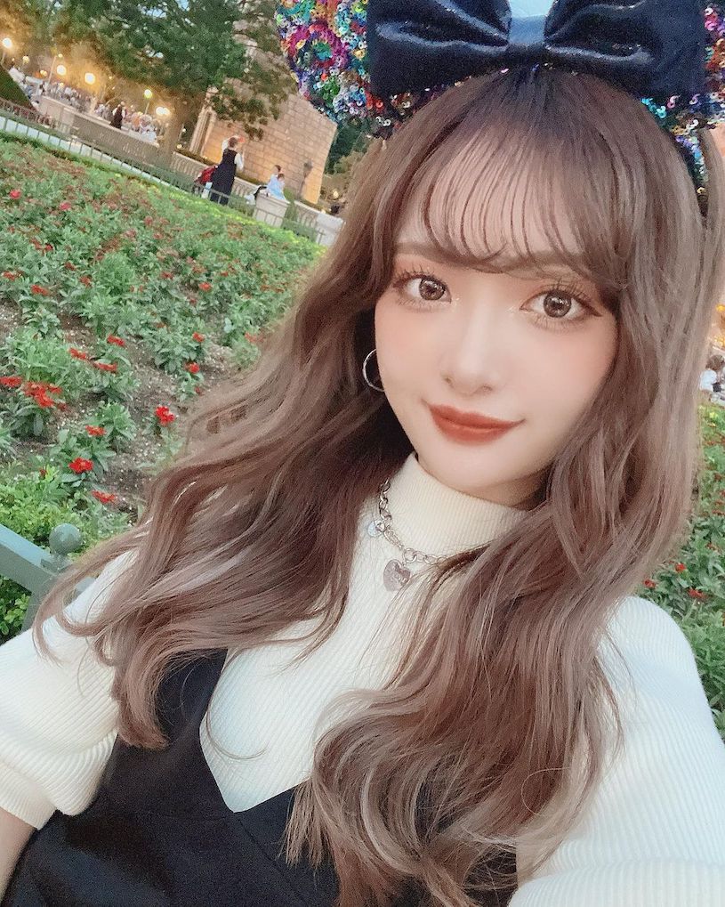 长发日本妹子「asupk_」性感诱人的事业线