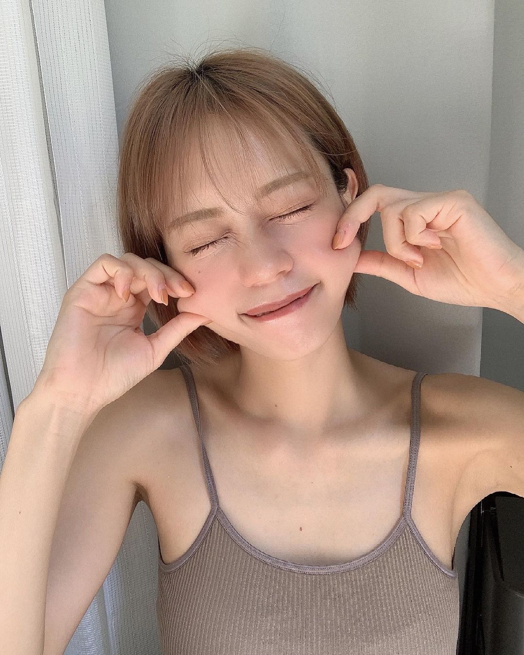 清纯短发美少女「东口优希」绝对能打中你的心！