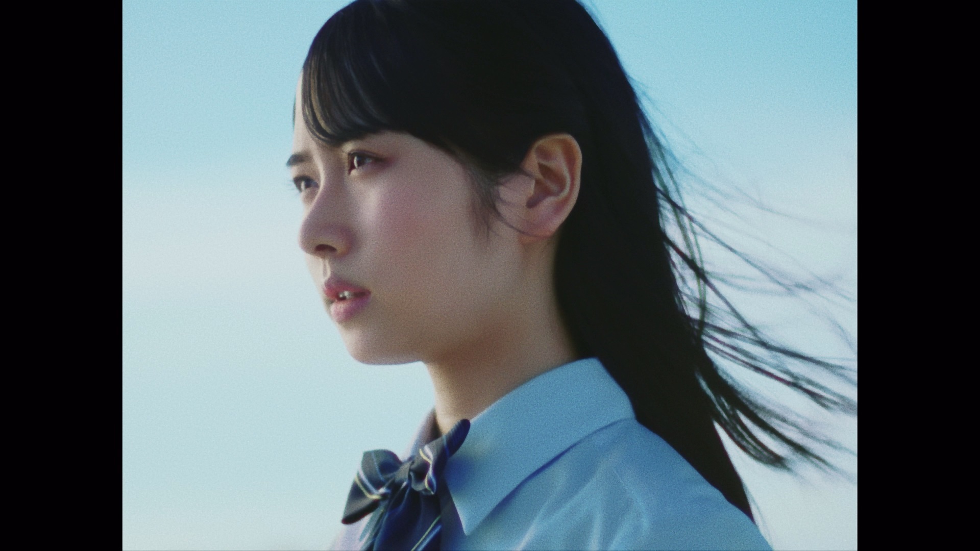 日向坂46第六张单曲的B面曲「何度でも何度でも」音乐录影带公开