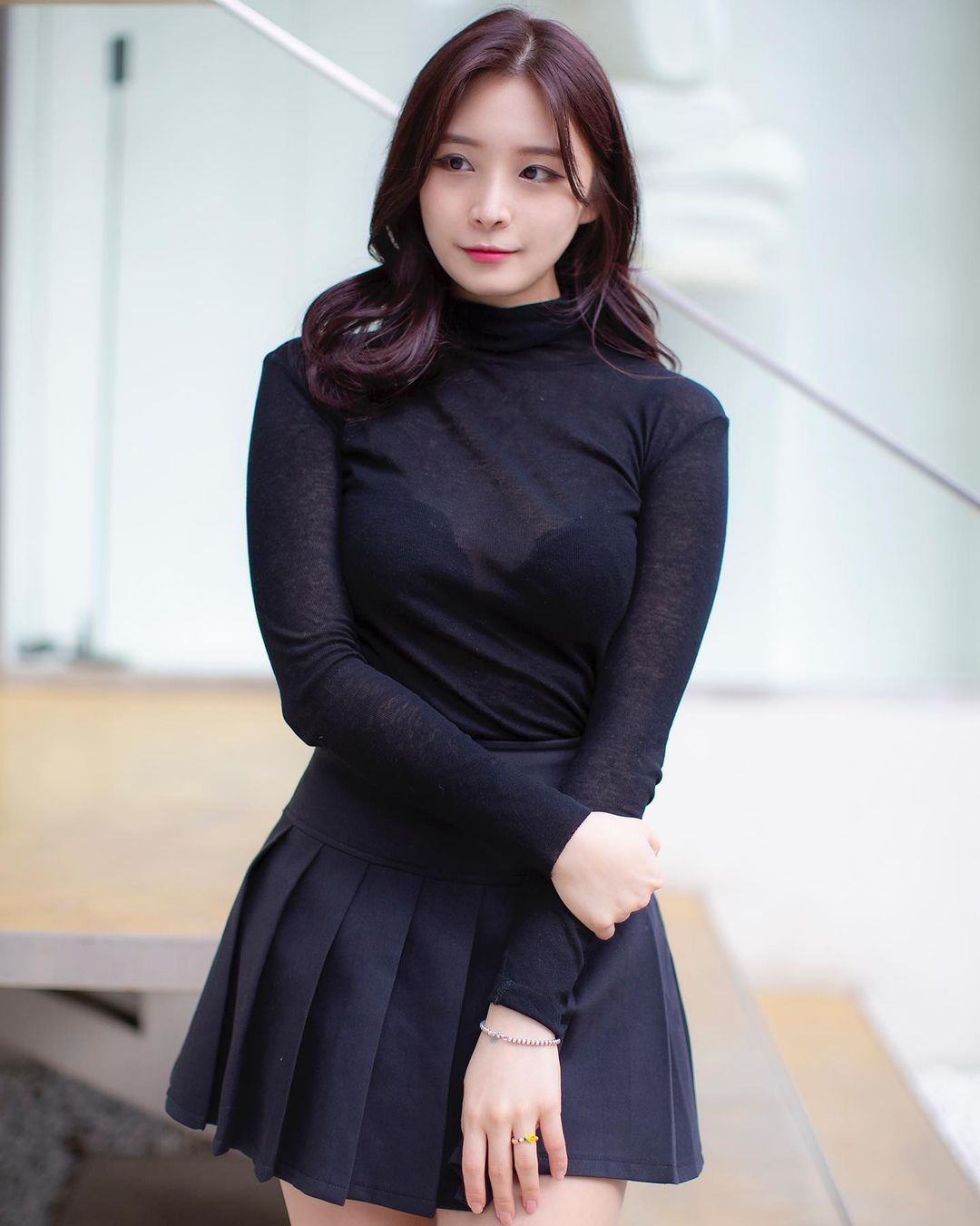 高尔夫球场偶遇无袖紧身针织衫大美女