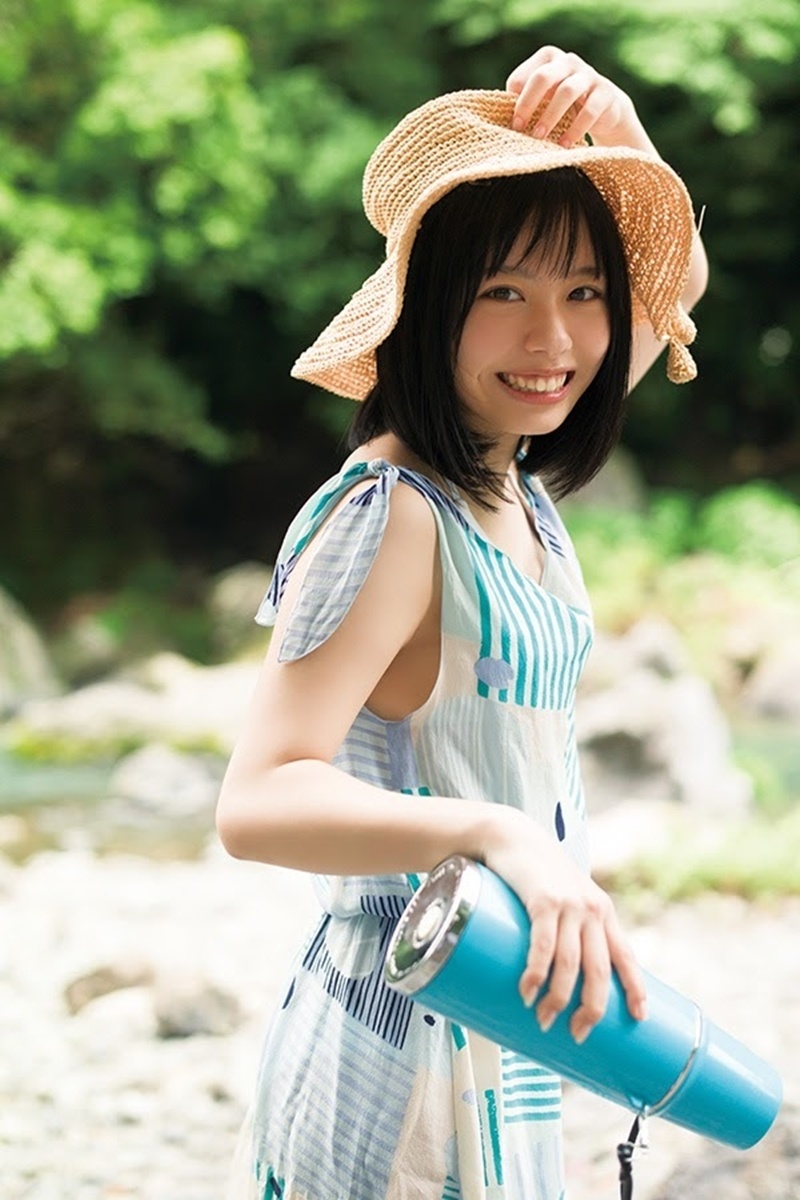 短发小萝莉「峰岛こまき」仿佛从二次元走出来