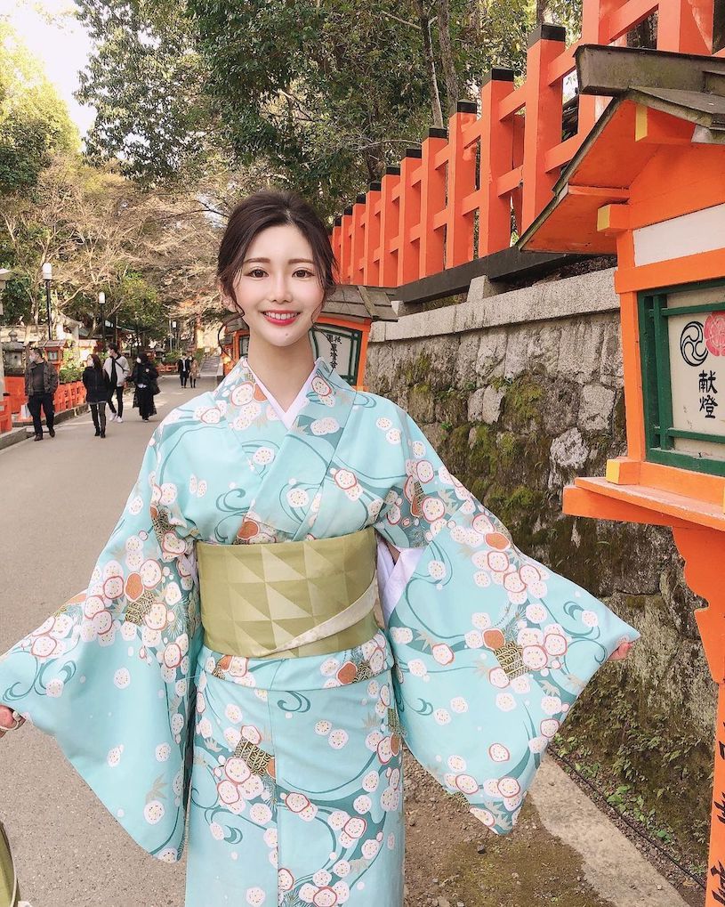 日本正妹「さきさきパンだ」温泉之旅的美照欣赏