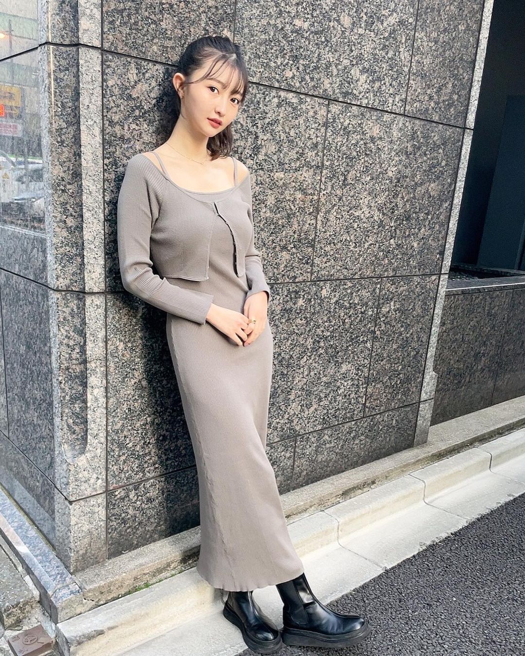 桥本萌花逐梦写真圈！纤细高挑好身材送到你面前！