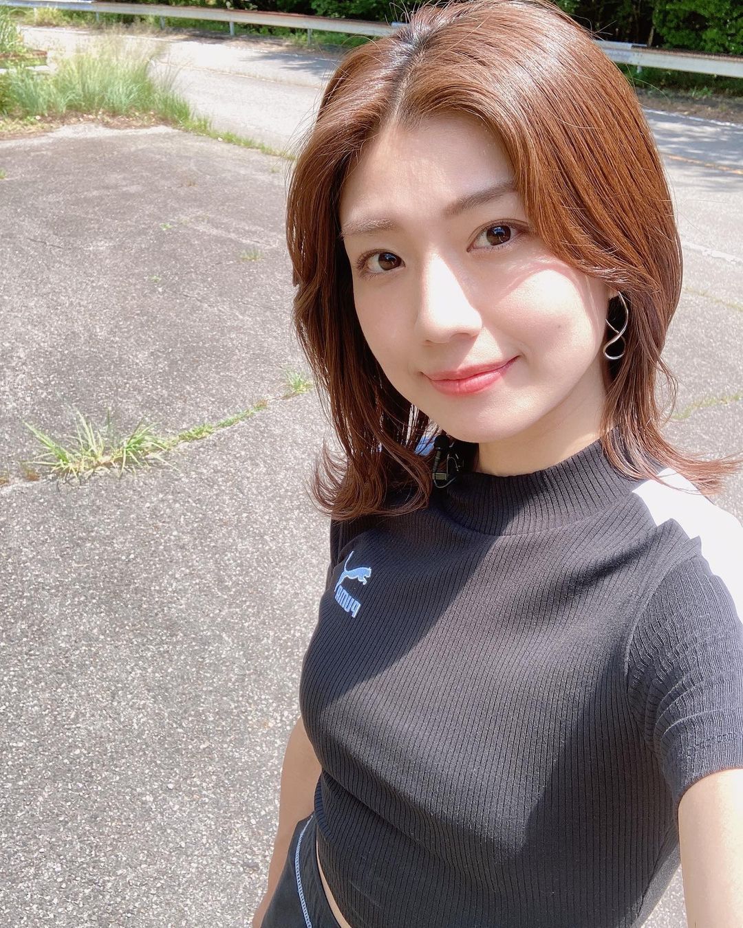 「史上最可爱赛车皇后」藤木由贵 拍写真晒「纤腰、臀」照吸人气