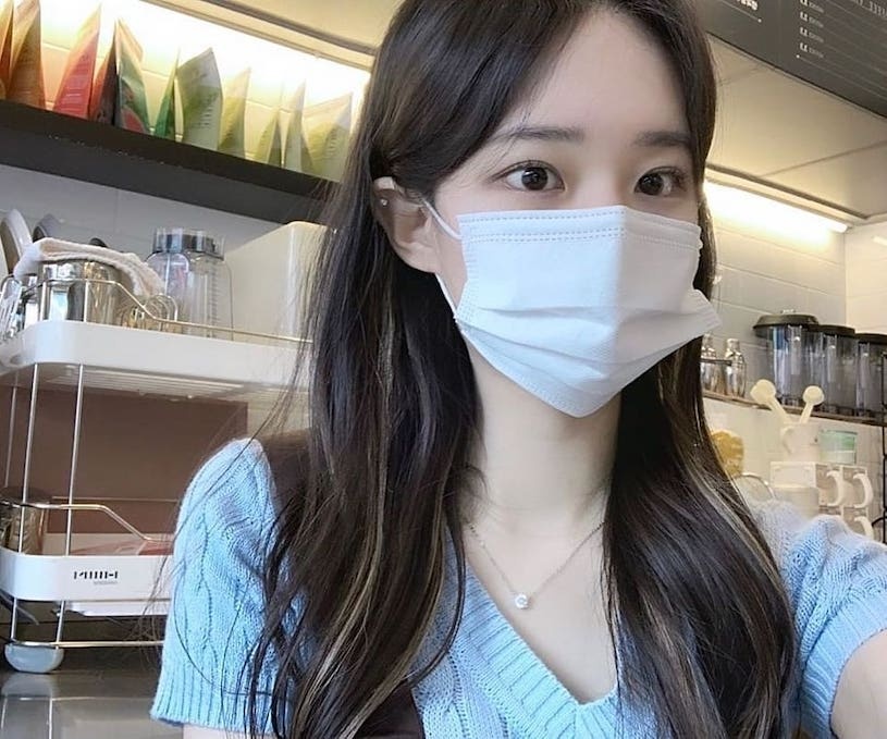 韩国妹子「太迷人」，「微低上衣」好有看点！