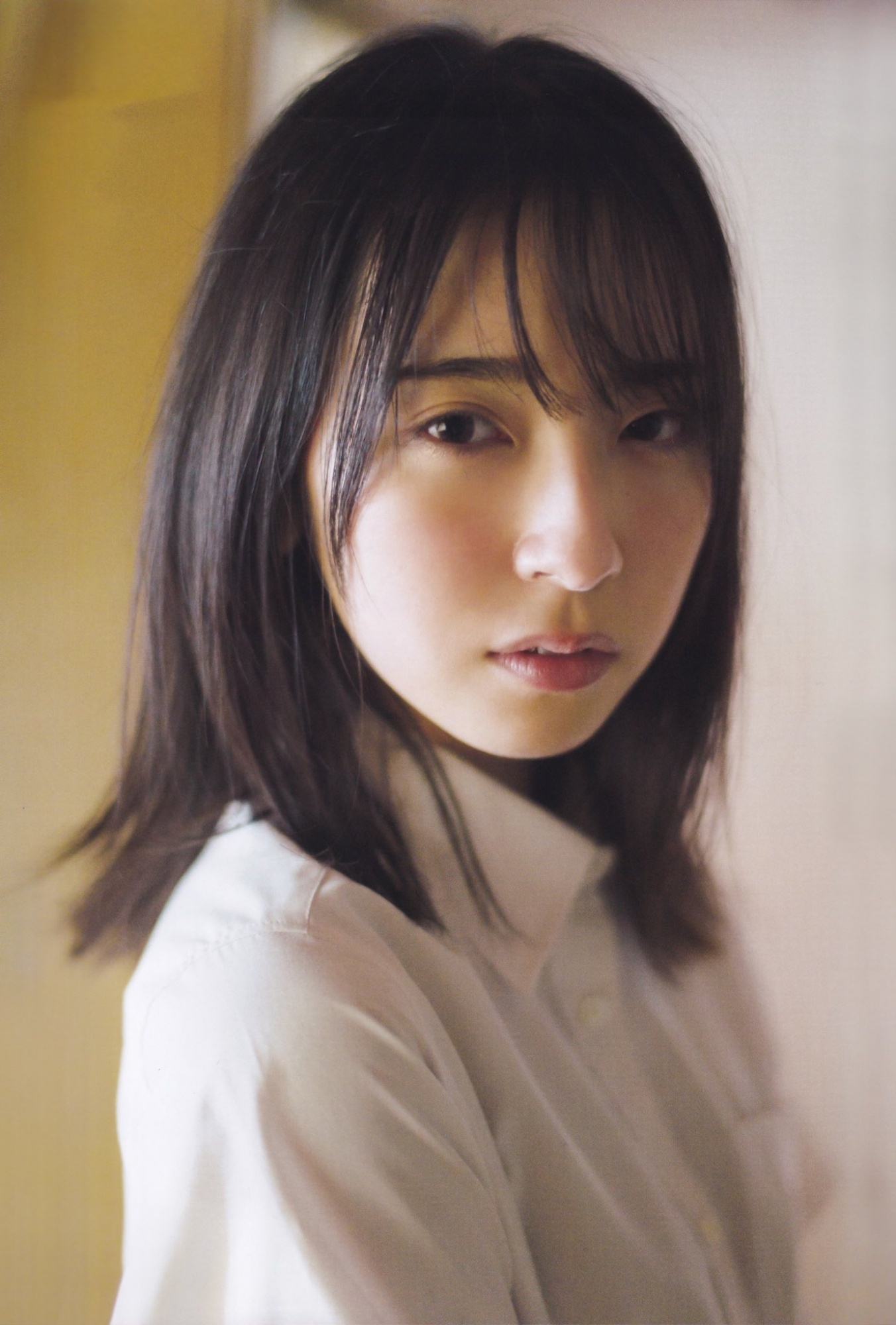 日向坂46笑颜女神「金村美玖」纯白制服造型超清纯