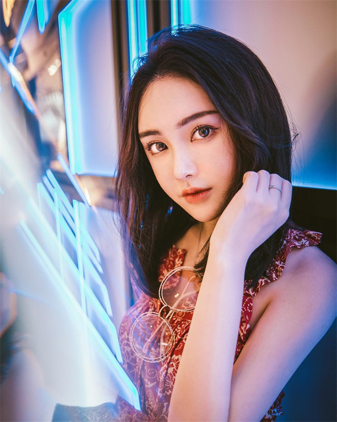 小青蛙(Iamlilfroggy)个人资料介绍及图片