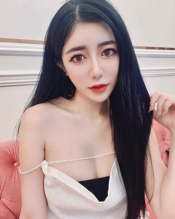 天灯妹乐乐 (2)