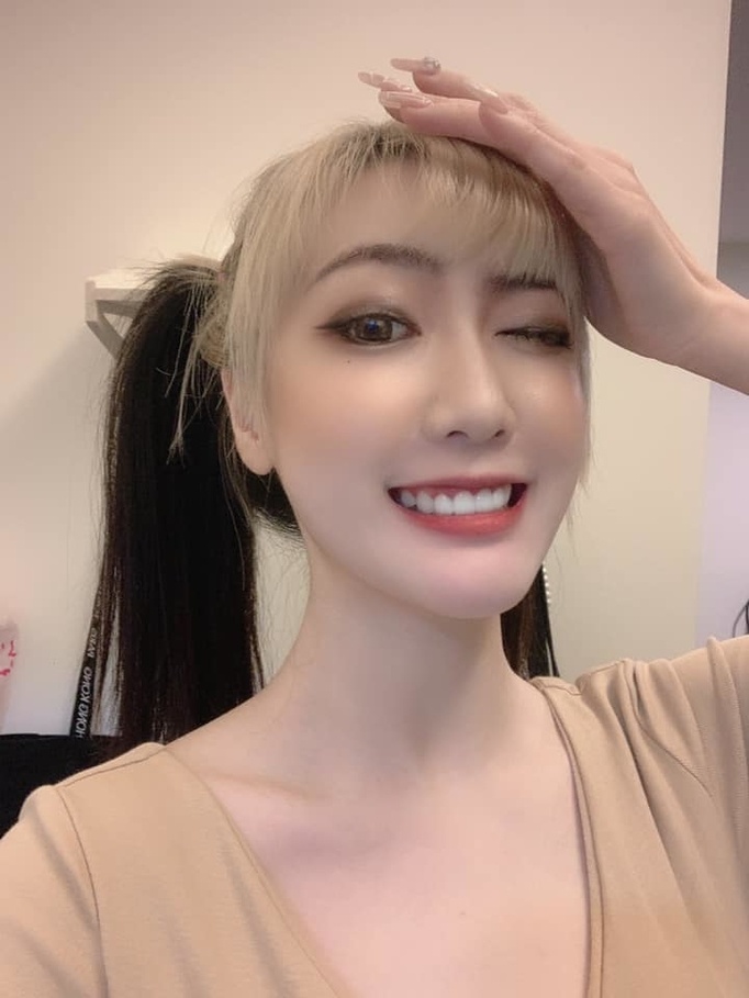 玛娜Mana (2)
