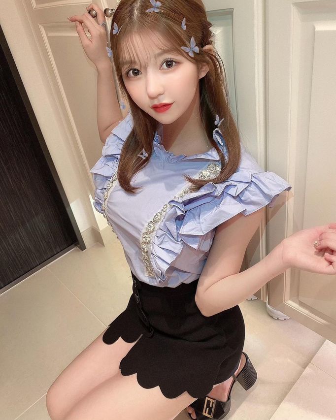 Vivian (1)