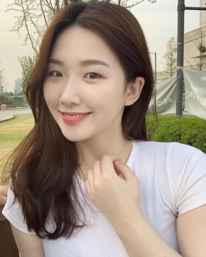 Nayoon（또먹나윤）个人资料介绍