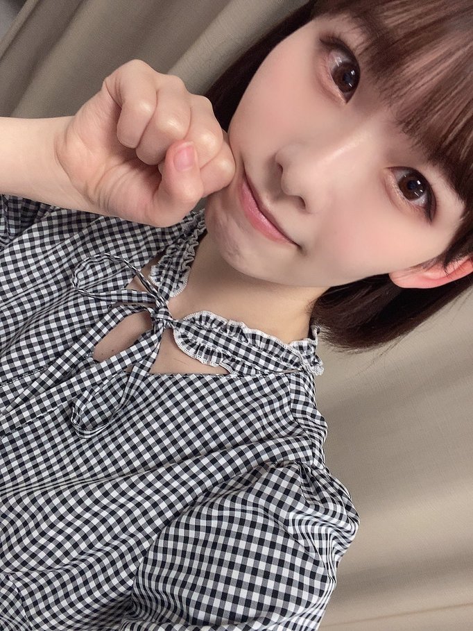 浅井七海 (3)