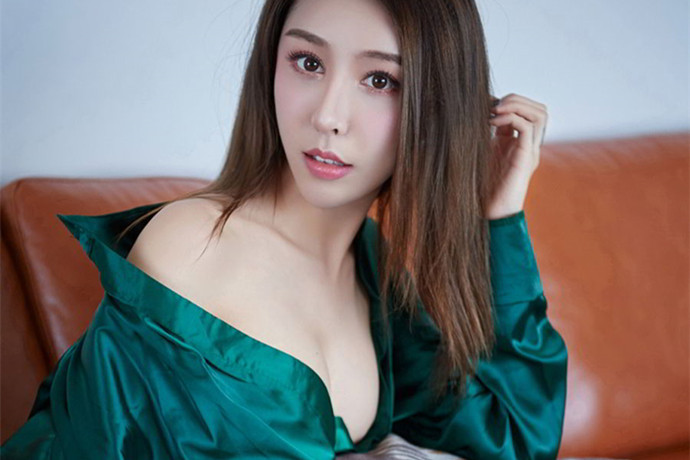 模特 然熙个人资料介绍及图片