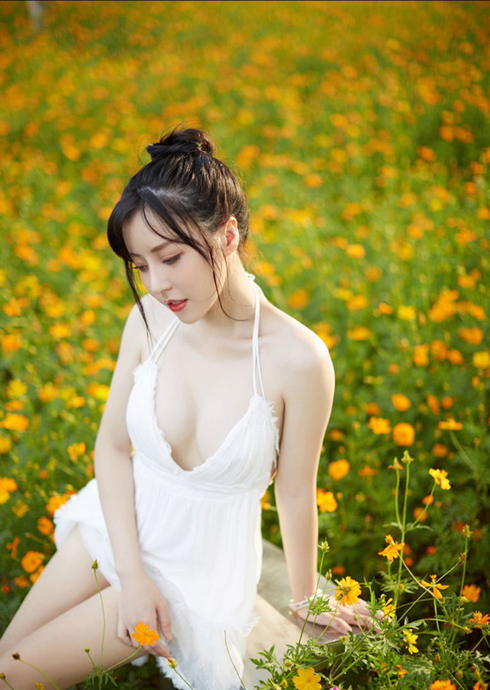 白亦Ada (2)