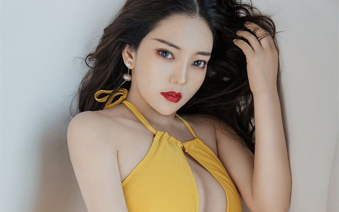 Anna苏拉个人资料介绍及图片