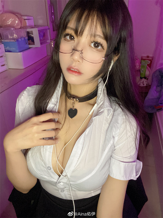 Aina佑伊个人资料介绍及图片