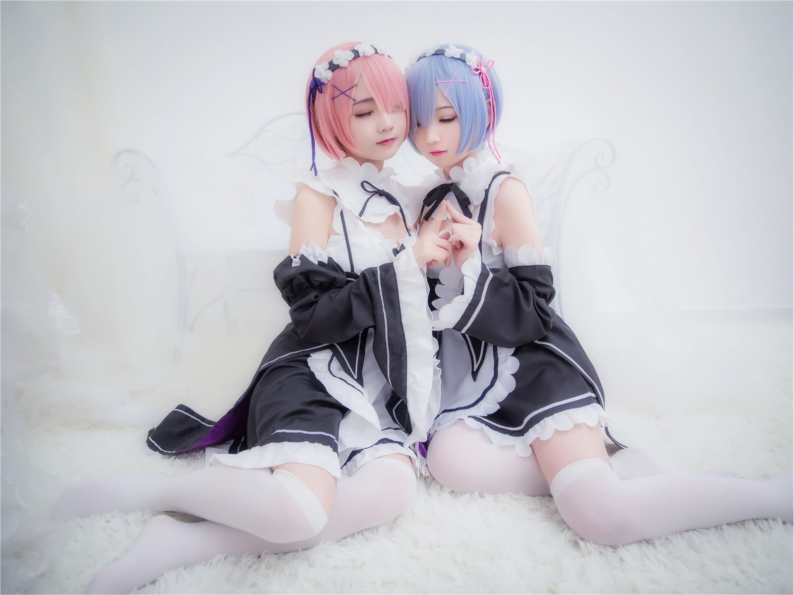 《Re：从零开始的异世界生活》女仆拉姆和雷姆姐妹COS