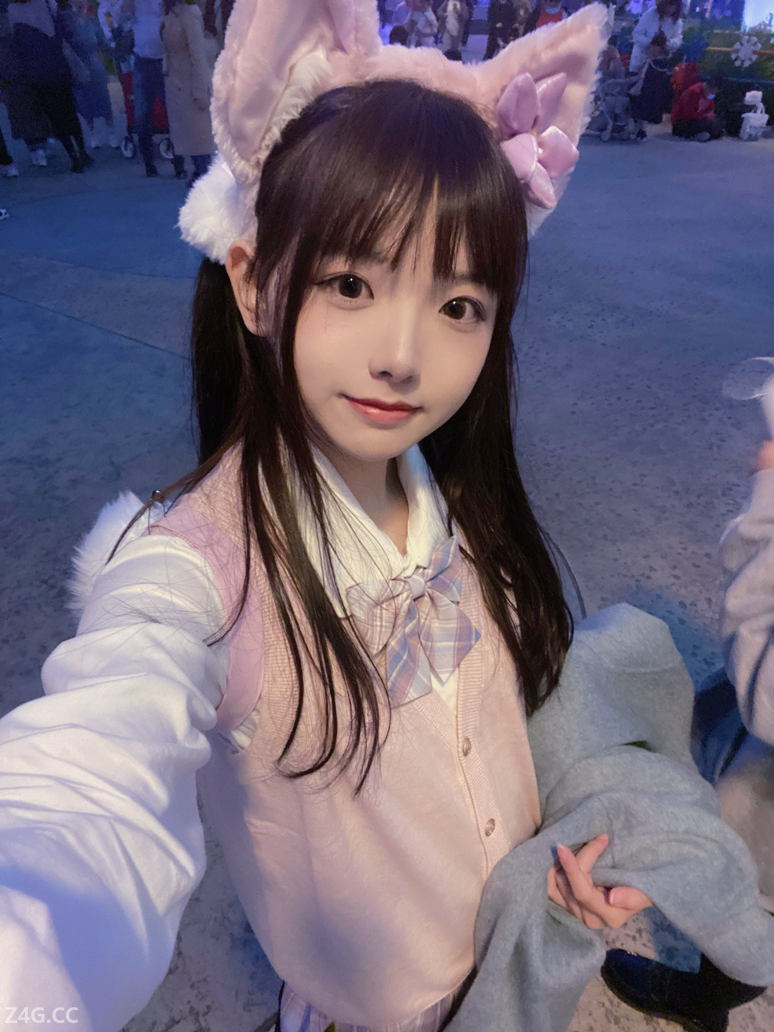 3CD美女GIF动态图【第30期】生而平凡 coser.pw