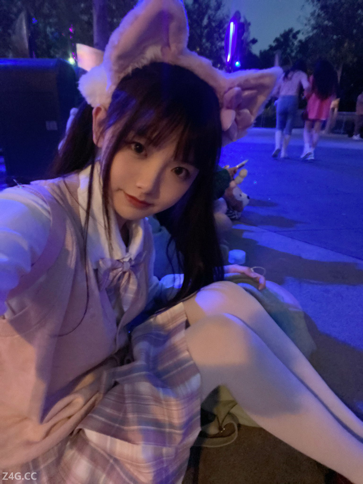 3CD美女GIF动态图【第30期】生而平凡 coser.pw