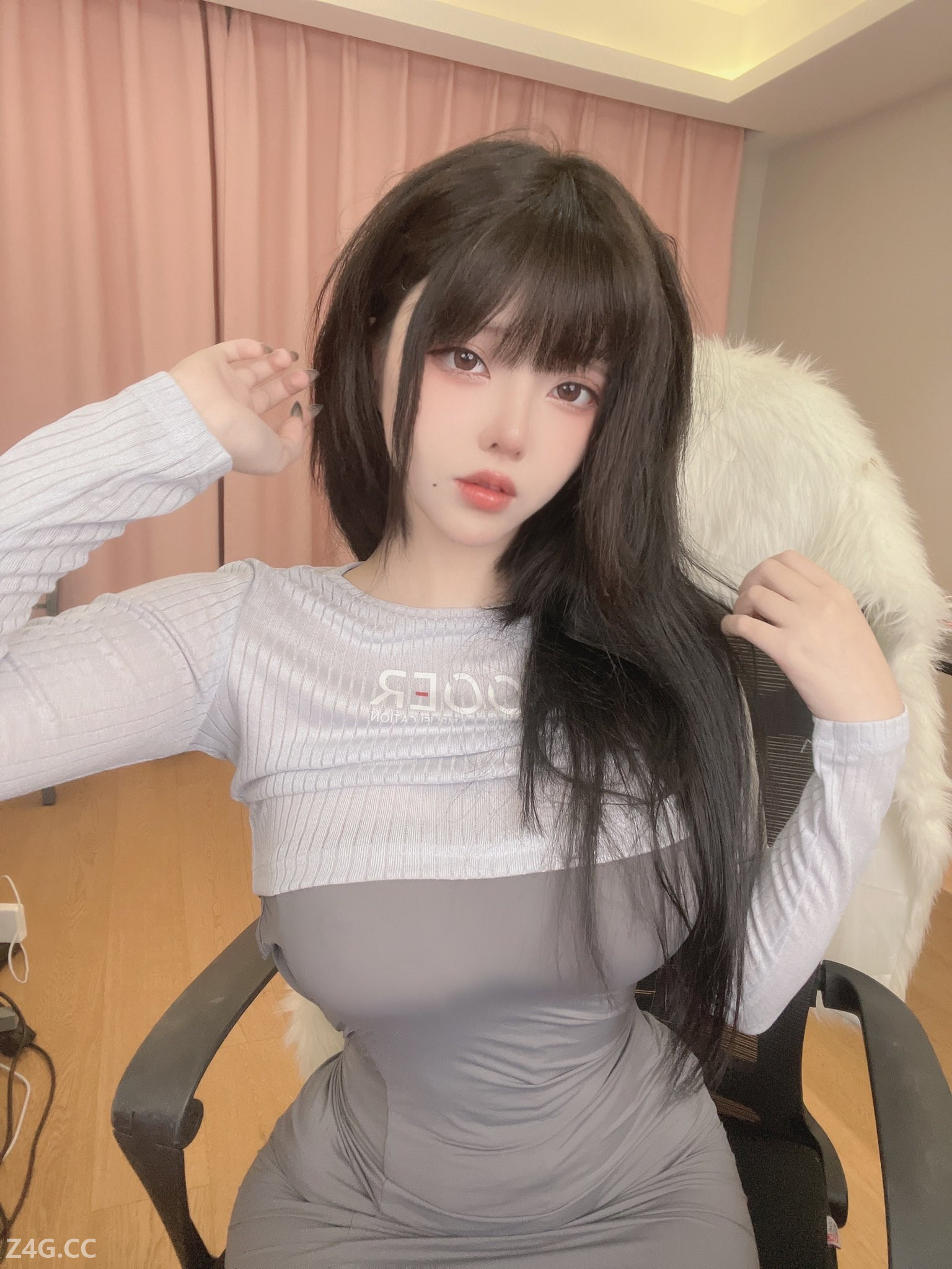 3CD美女GIF动态图【第30期】生而平凡 coser.pw