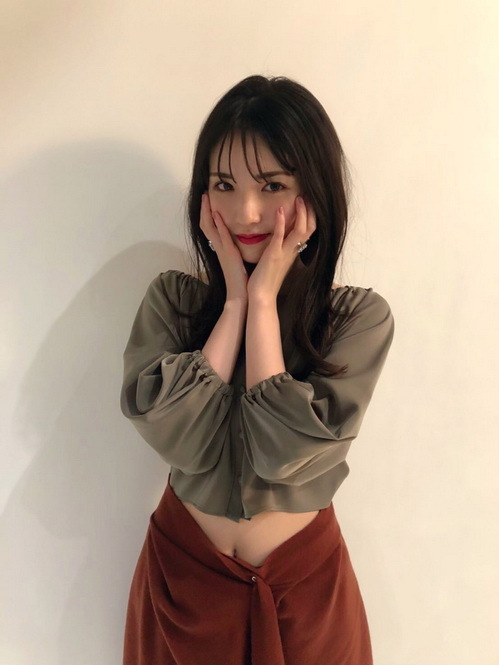宅男社福利图片[第32期]在家能憋出病来[找点图片www.yyloser.com整理发布]