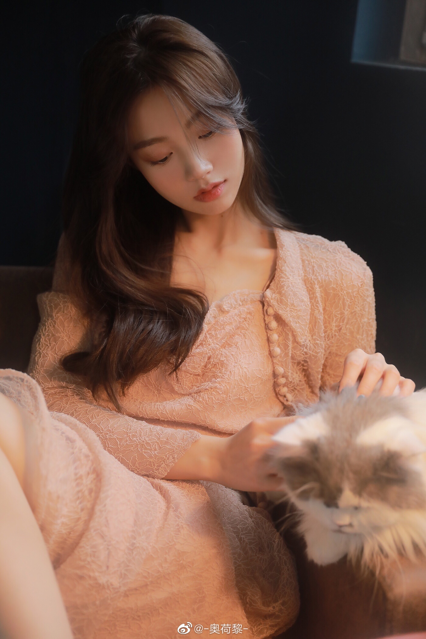 网络红人推荐 @奥荷黎