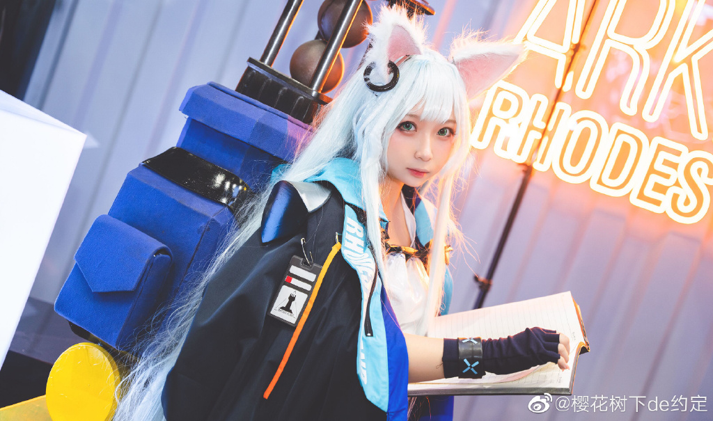 博士，可以教我这个词吗？