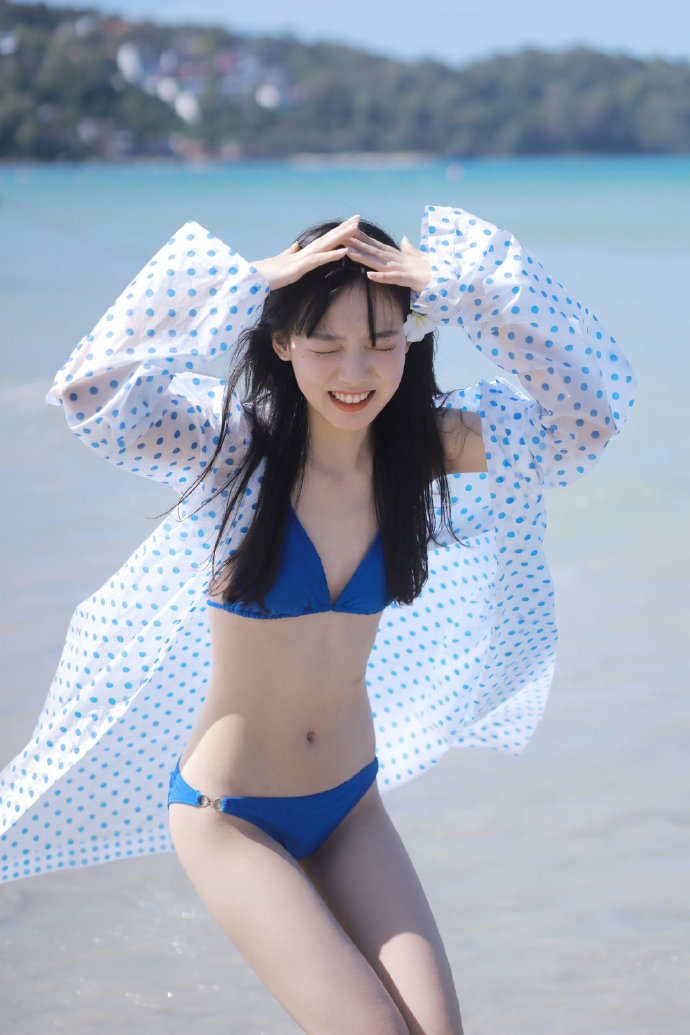 宅男社福利图片[第32期]在家能憋出病来[找点图片www.yyloser.com整理发布]