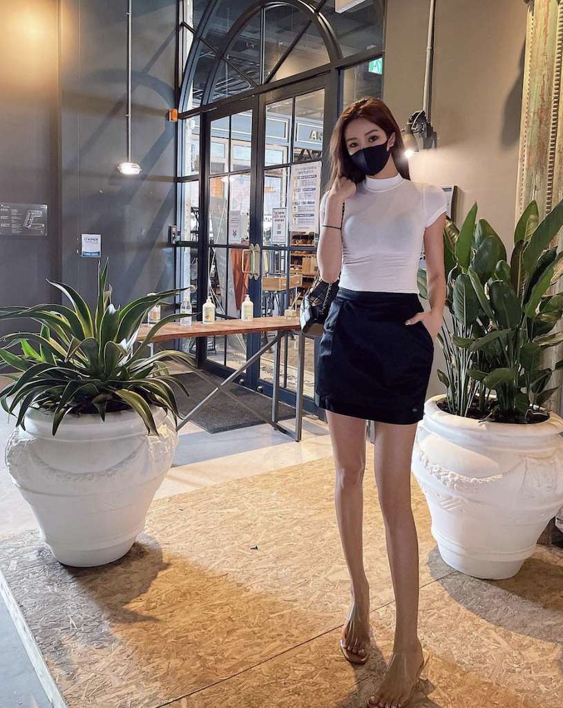 韩国网红美女shonyroom双视角超棒的长腿