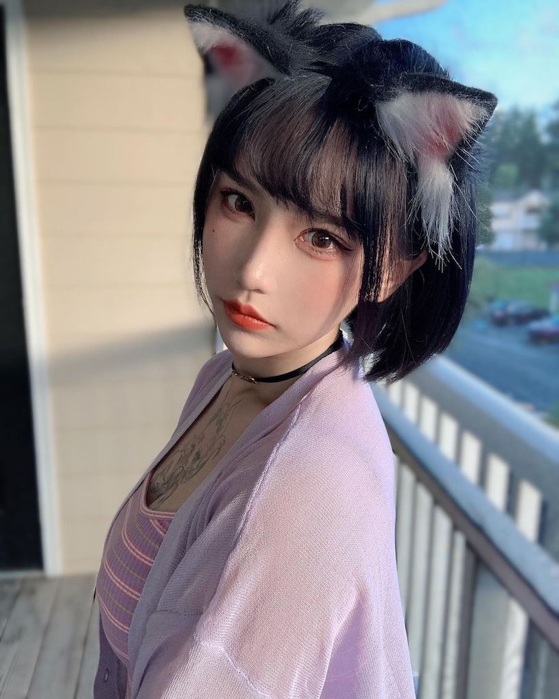 来自魔都的「洛洛子」黑色低胸装好凶猛啊!