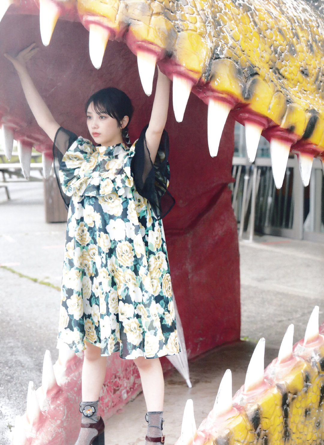 乃木坂46 与田祐希 White graph 007