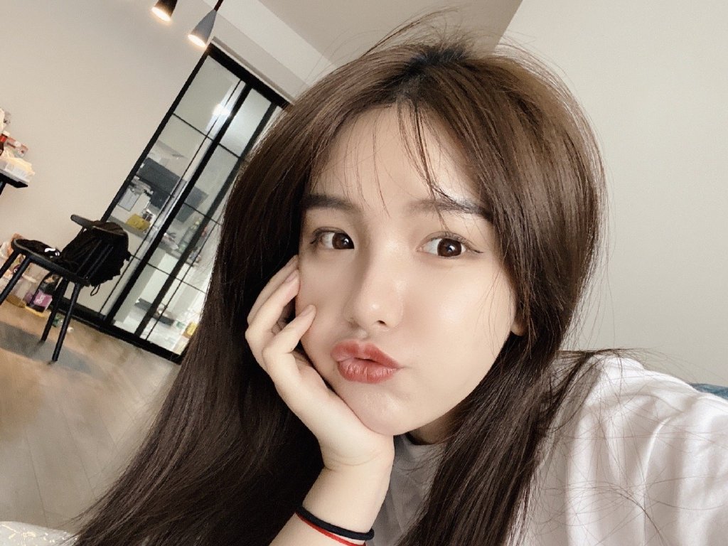 小可爱~赵小臭